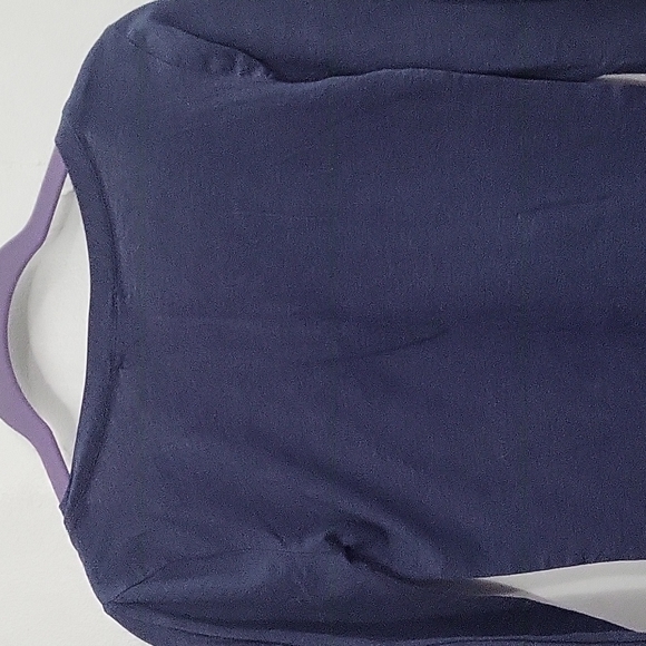 Heather Blue Long Sleeve V-Neck Top - Picture 7 of 9